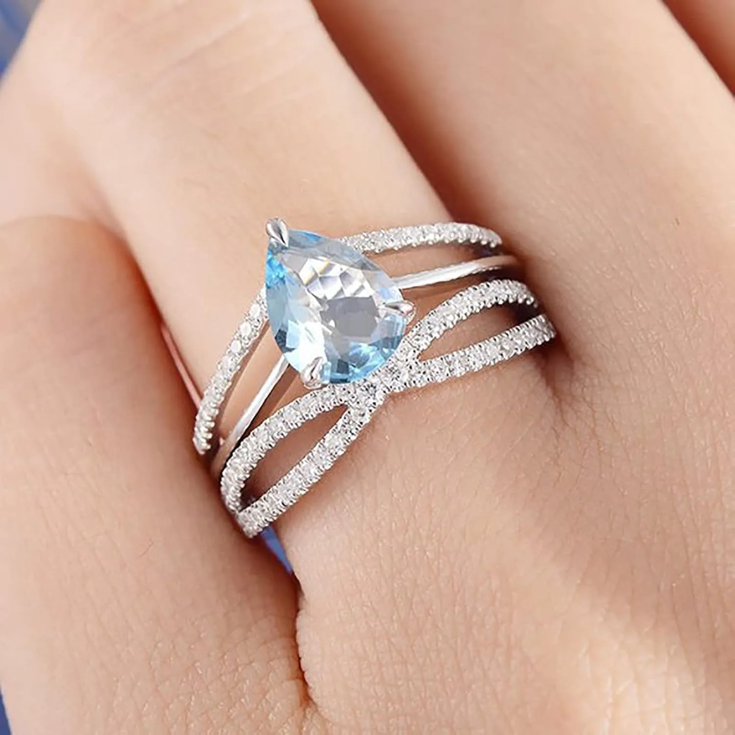 2PCS Simulated Diamond Ring Set for Women Zircon Stackable Rings Bride Wedding Band (Light Blue, 9)