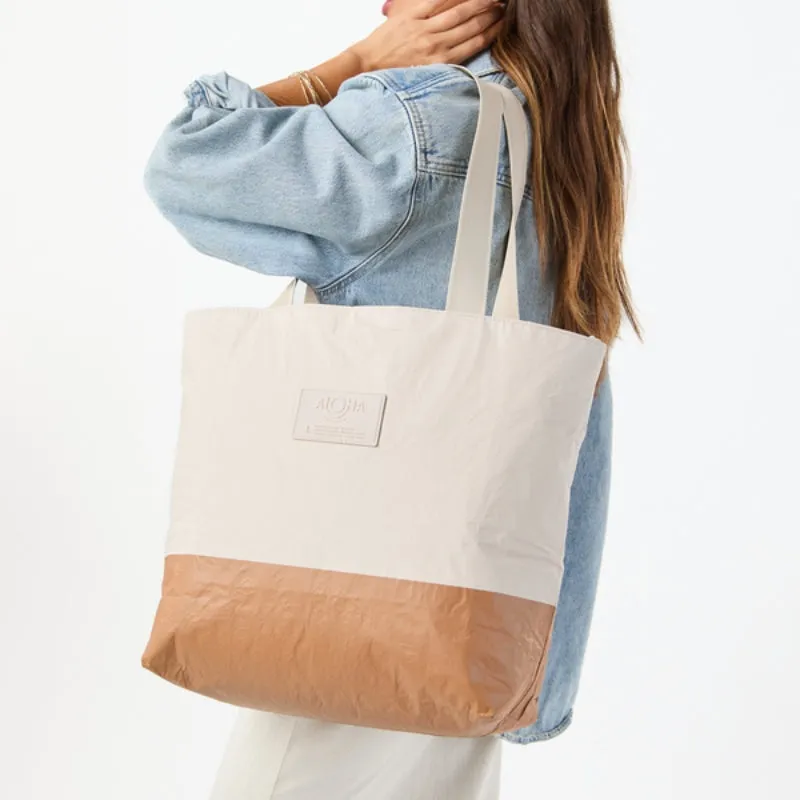 ALOHA Collection | Day Tripper - Dipped Toffee/Sandstone