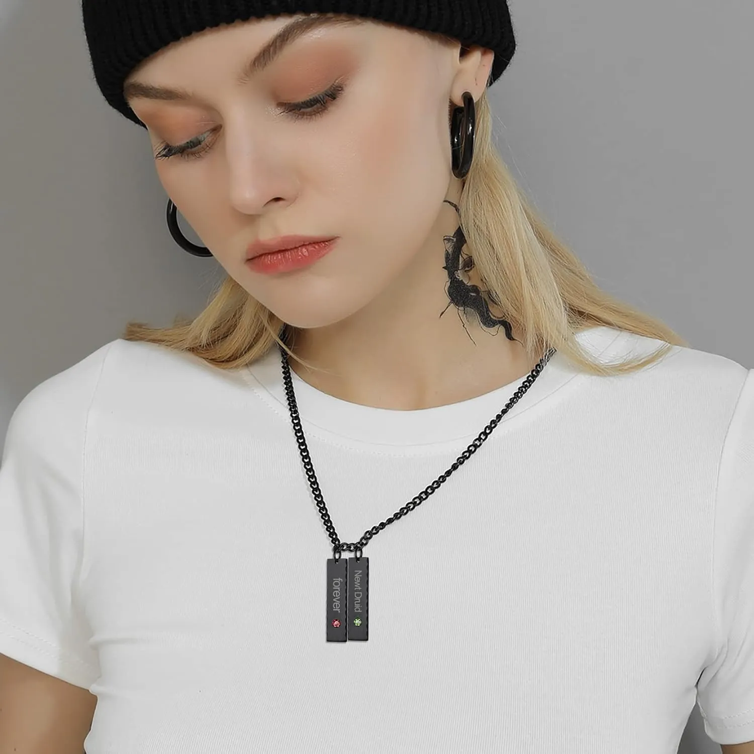 GOLDCHIC JEWELRY Personalized Birthstone Name Necklaces for Men Women, Engraved Family Names Necklace with Birthstone Vertical Bar Necklace, Pendant for Husband/Father/Grandma/Wife Birthday Gifts