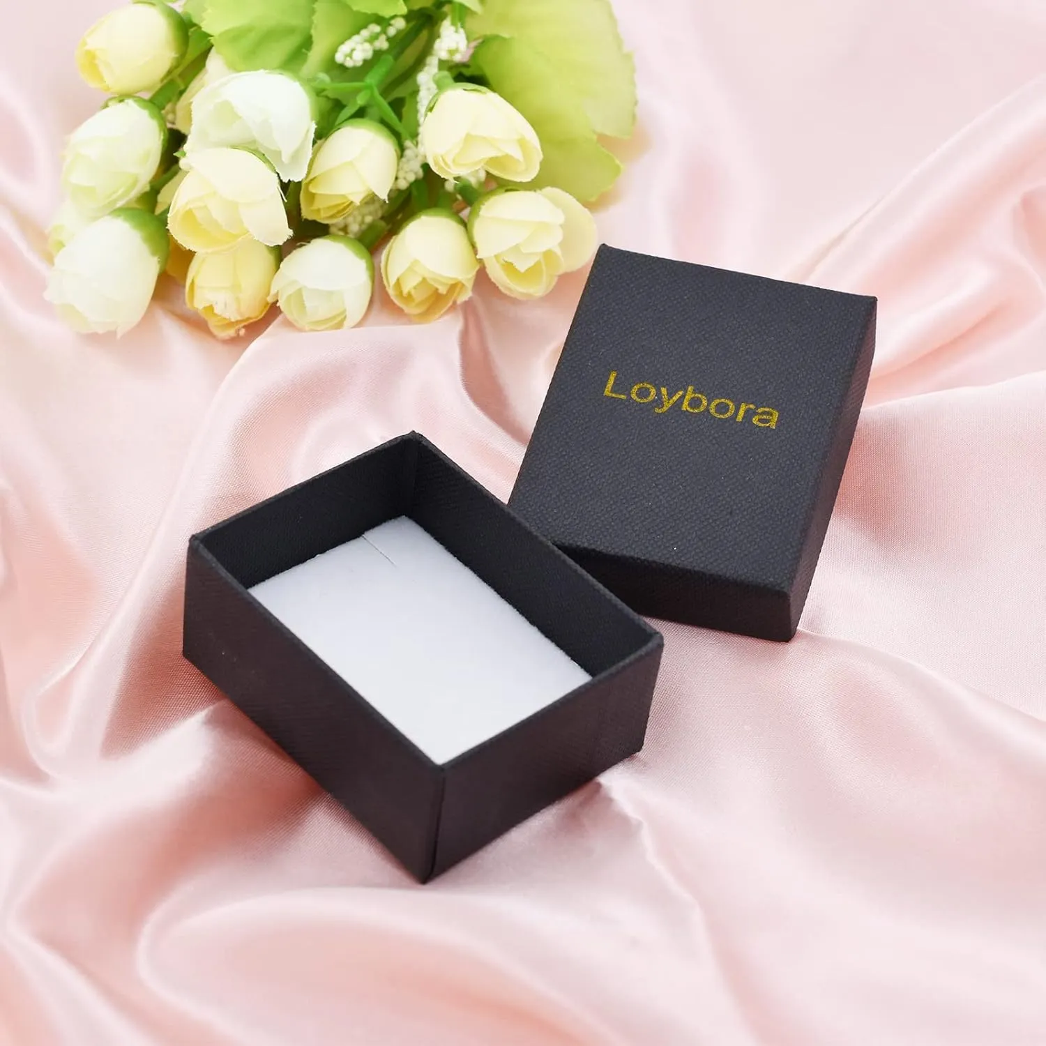 Heart Cremation Urn Necklace for Ashes Stainless Steel Cremation Jewelry for Family Members, Dad Mom Grandpa Grandma Daughter Son Wife Husband Nana Papa Keepsake Memorial Jewelry for Ashes Locket