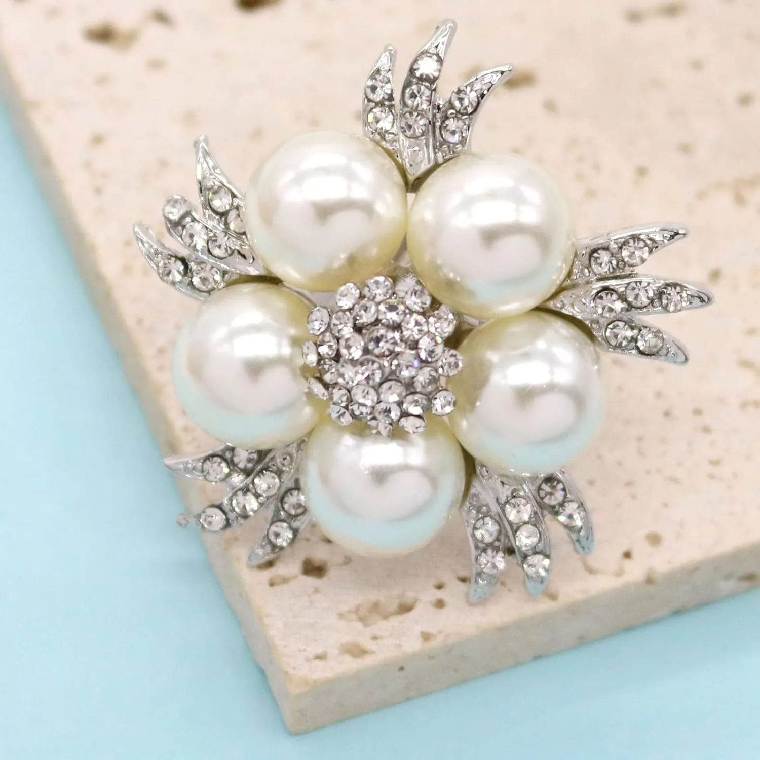 HSQYJ Fashion Adjustable Pearl Crystal Flower Cocktail Statement Ring Rhinestone FloraL Engagement Wedding Bands Rings Luxury Jewelry for Women Gift Gold Silver Plated