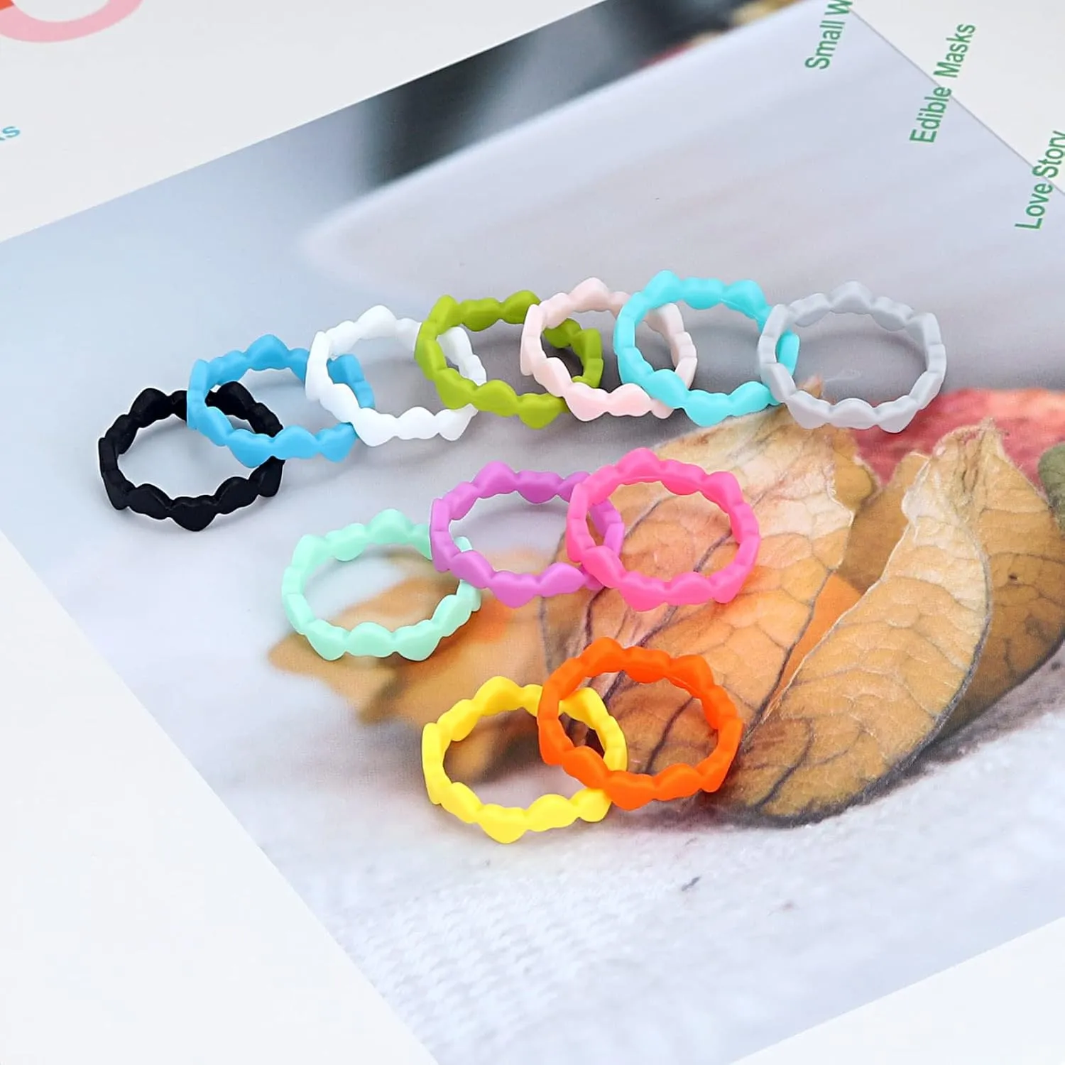 Longbeauty 10 Pack Candy Color Wedding Band for Men Women Flexible Comfort Sport Silicone Ring Black Red Blue Yellow Pink White Green Purple