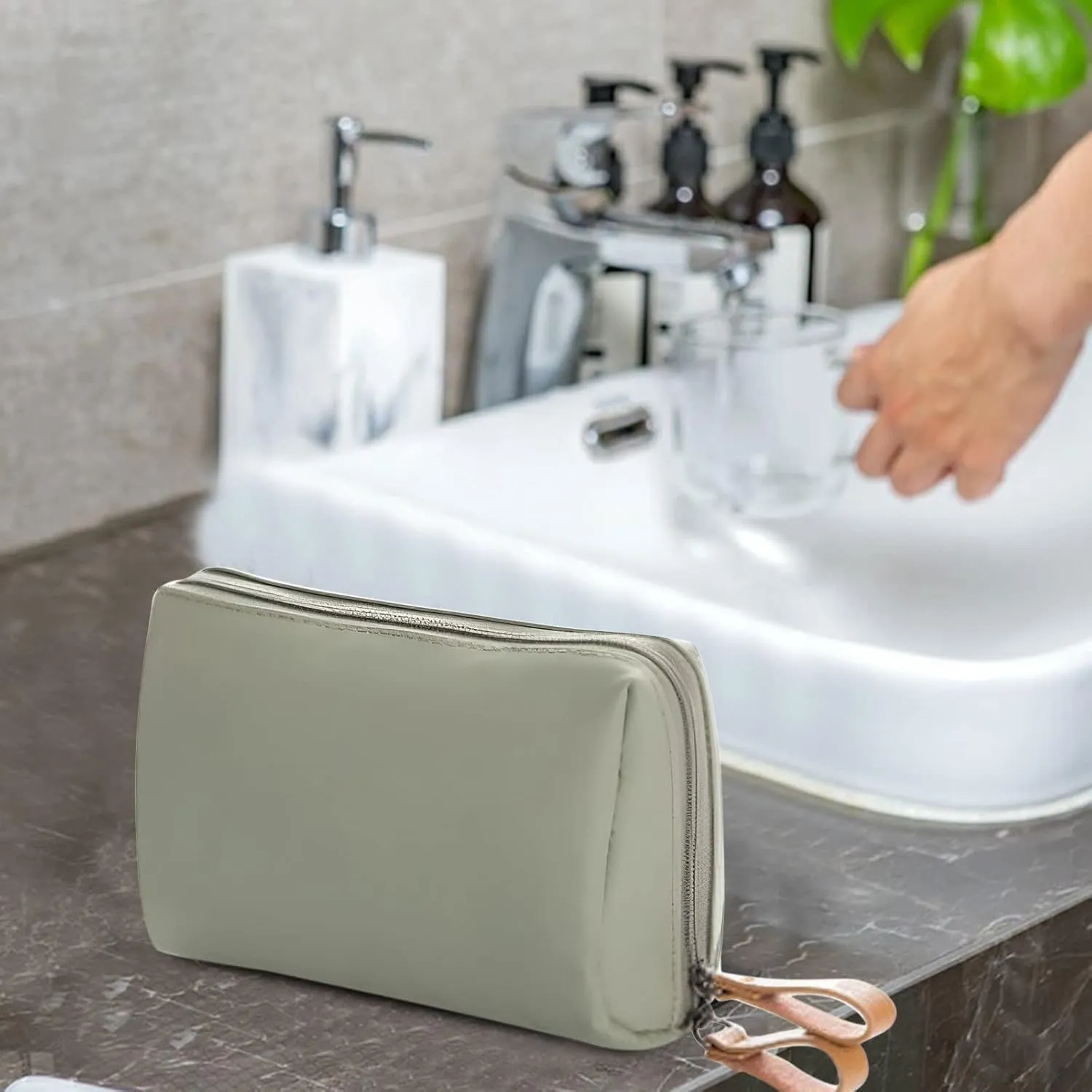Makeup Bags for Women with Zipper 6.6*4.3 Inch Pu Leather Waterproof Portable Pouch Open Flat Hanging Toiletry Bag for Women Cosmetic Bag for Purse for Women Wife Girlfriend Valentines Day Gifts