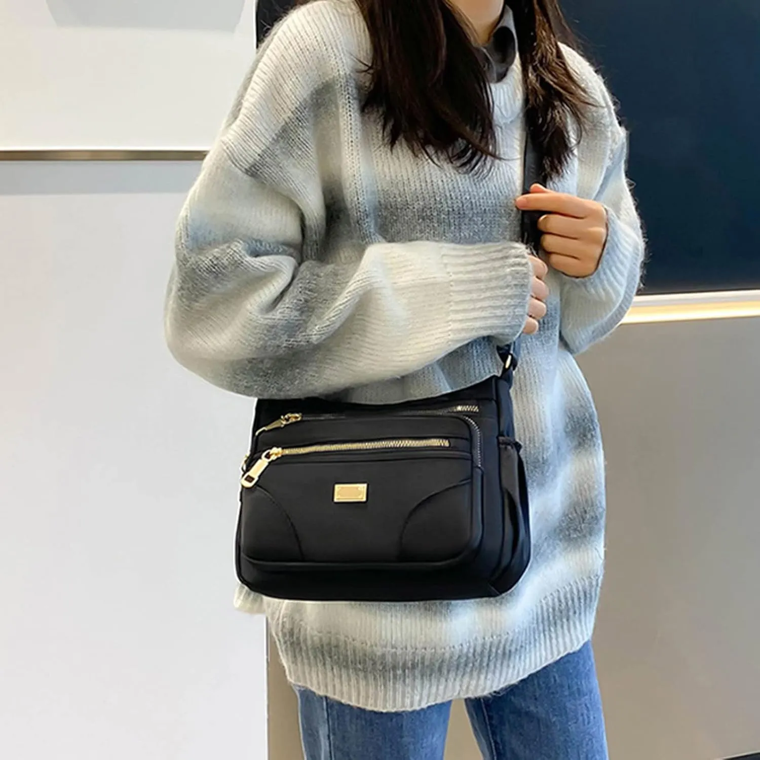 Puffy Crossbody Bags for Women Waterproof Nylon Crossbody Bags for Woman Trendy Carry on Bag for Airplanes Women(Black)