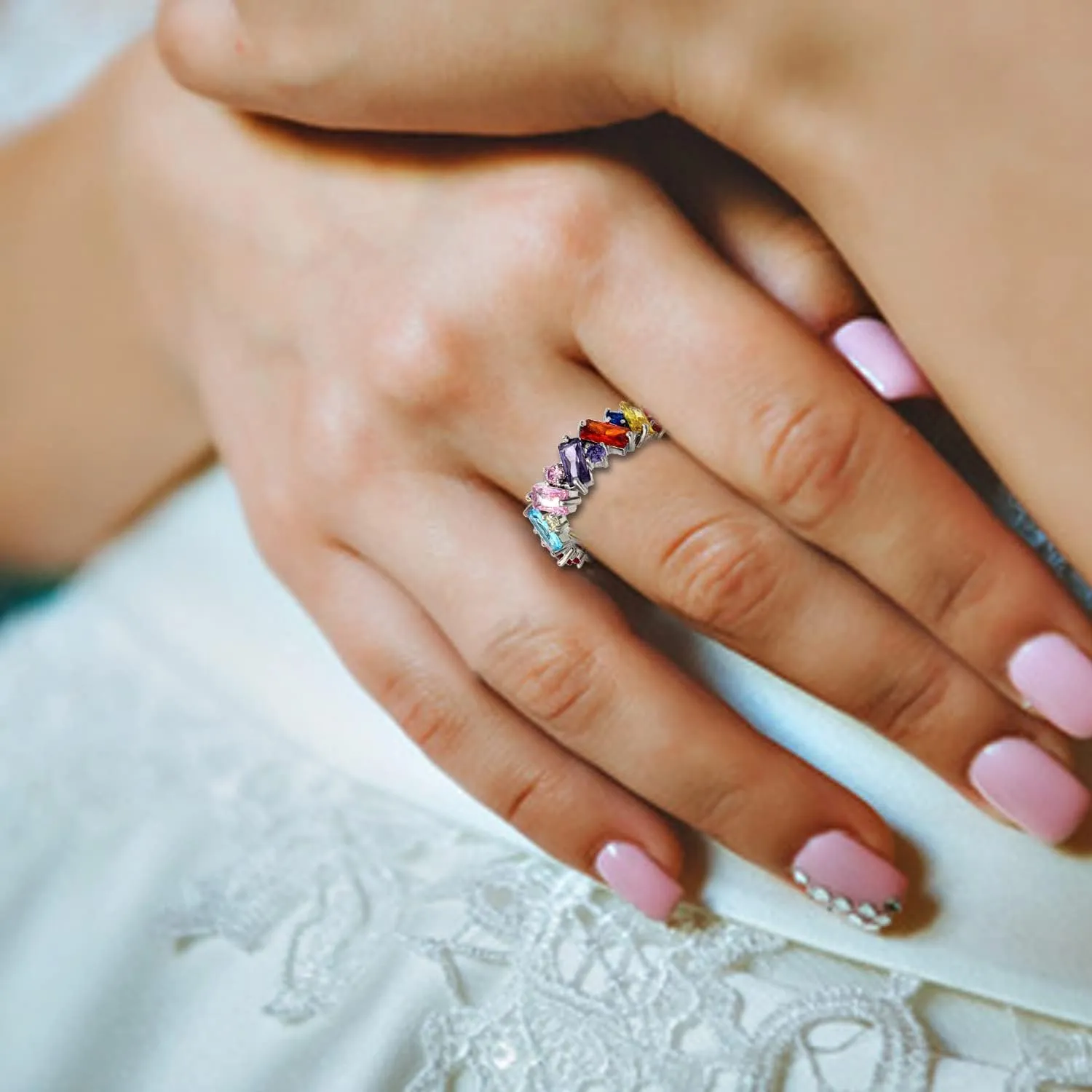 Rainbow Crystal Zircon Cocktail Band Rings Elegant Cubic Zirconium Engagement Wedding Statement Rings Uniquely Fashion Jewelry for Women Gift Gold Plated