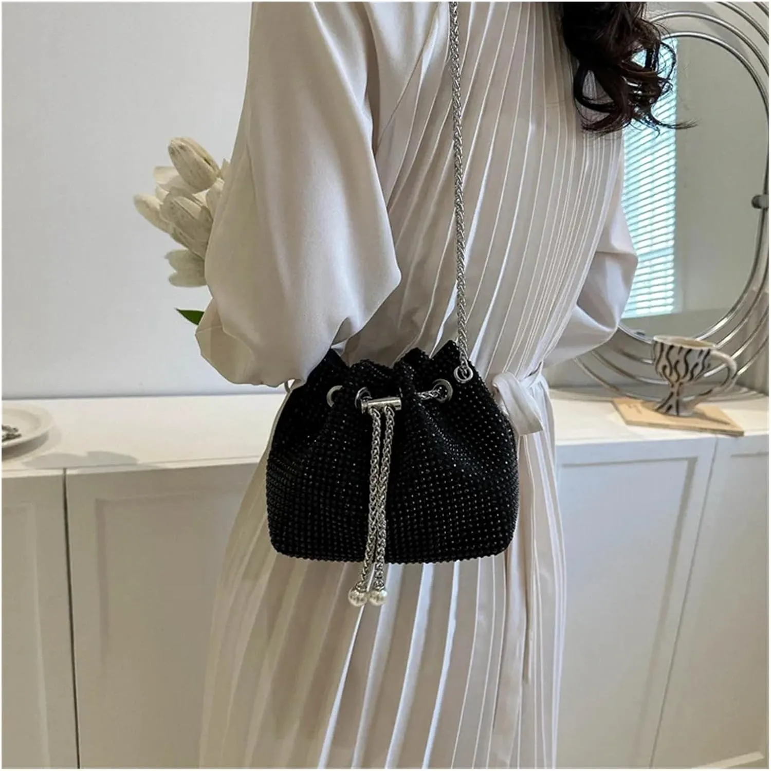 Rhinestone Bags Women Rhinestone Bucket Bags Retro Pearl Chain Ladies Shoulder Bags Shiny Small Crossbody Bags(Black)