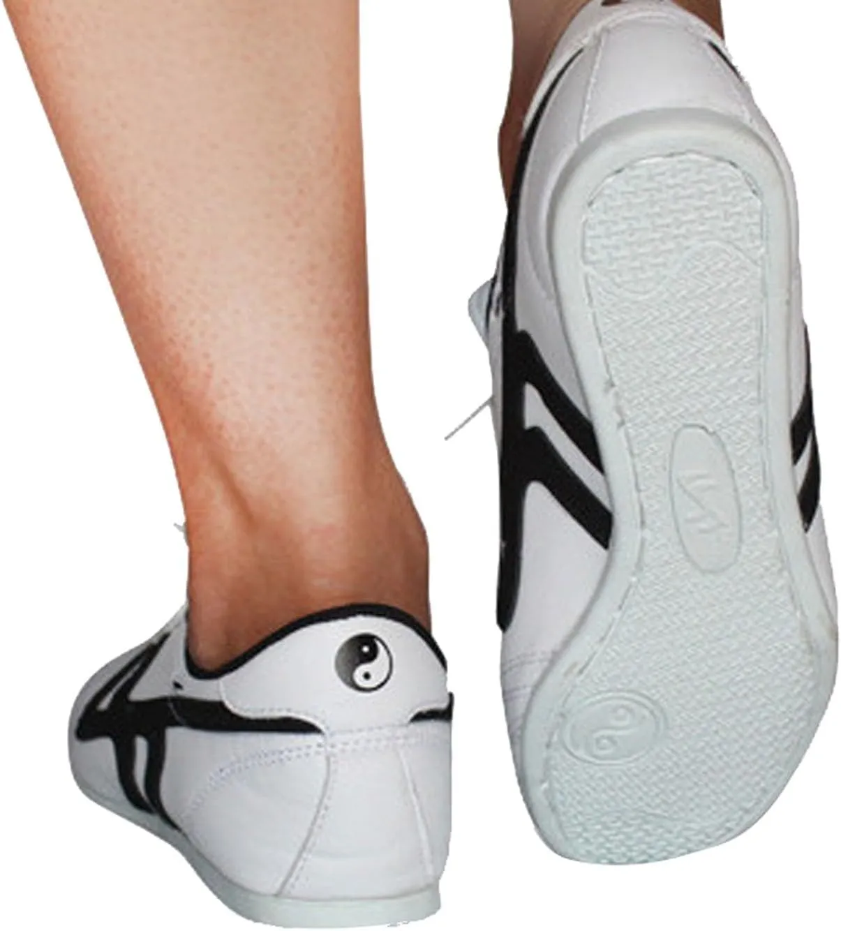 Unisex Taekwondo Shoes Slip On Boxing Karate Training Shoes Lace Up Low Top Taekwondo Boxing Karate Sneakers