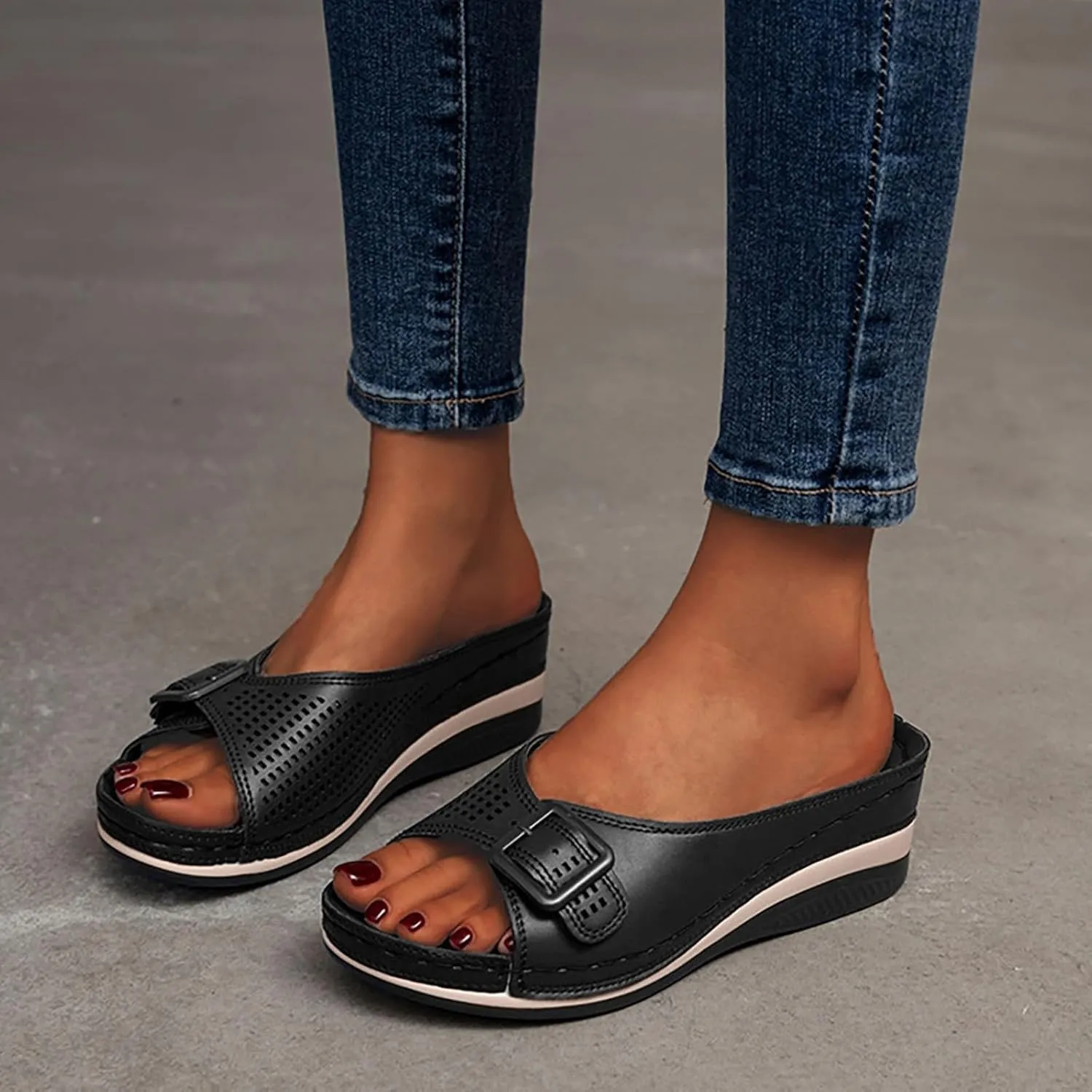 Women's Sandals Summer Bohemia Platform Wedges Shoes Casual Buckle Strap Cut Out Flat Sandals Open Toe Leather Sandals Non Slip Beach Slippers